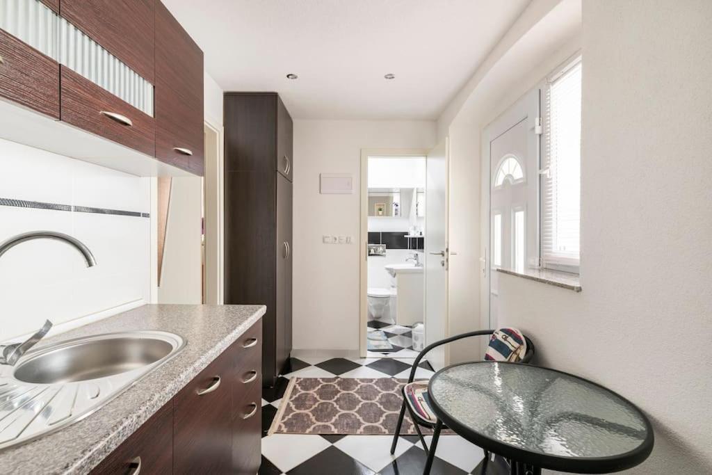 Studio Apartment GRGIC Šibenik Esterno foto